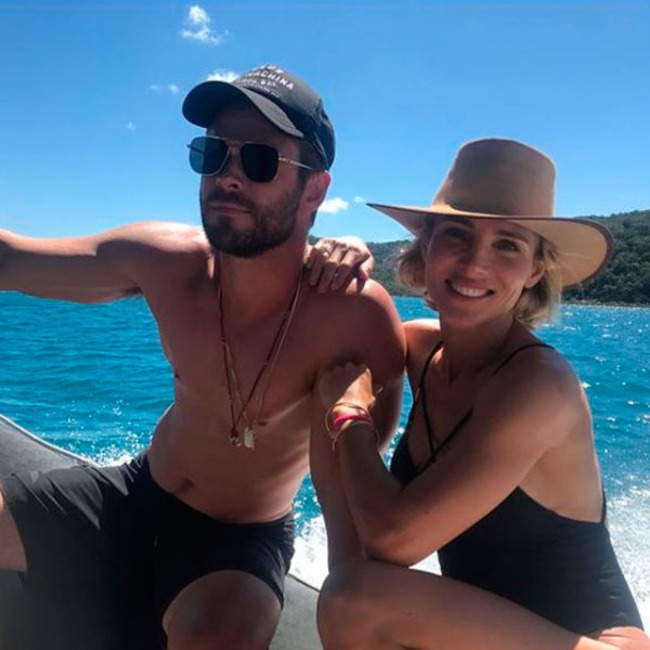 Chris Hemsworth, Elsa Pataky, Beach, Shirtless